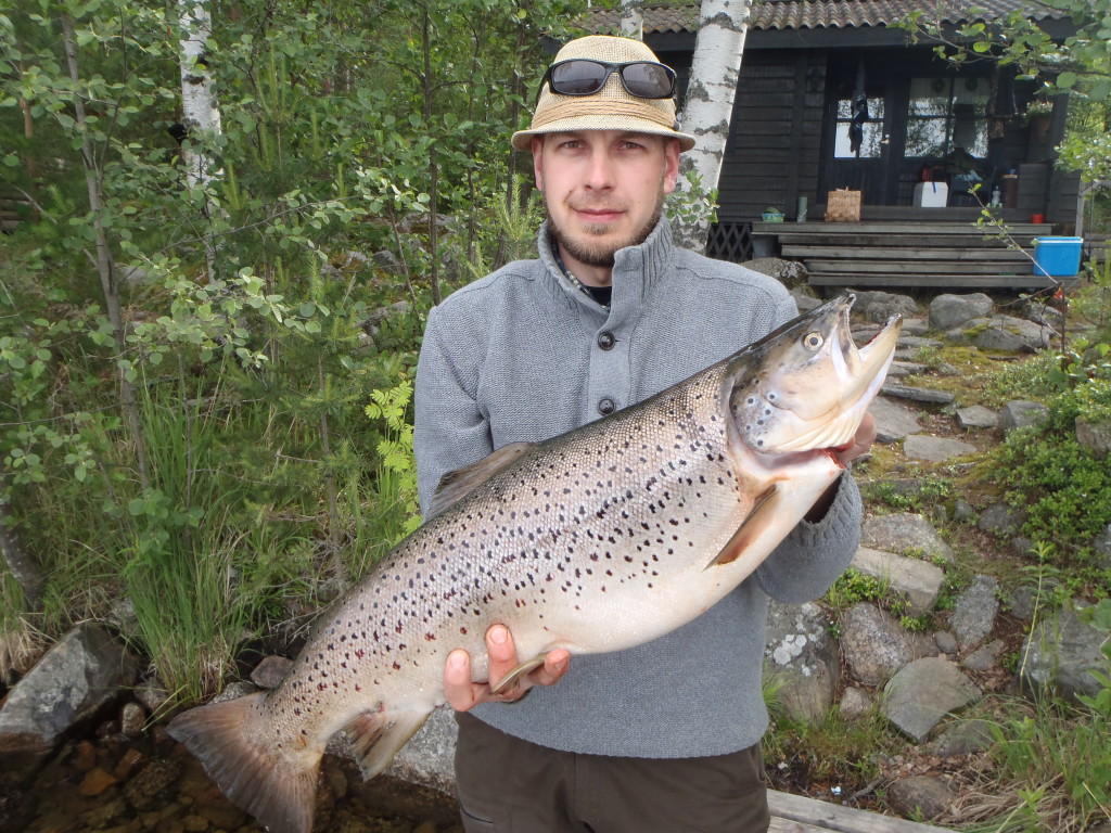 29.6.2014 Järvitaimen 5,3 kg ja 75 cm, Sampsa Hatakka, vetouistelu Itä-Puula