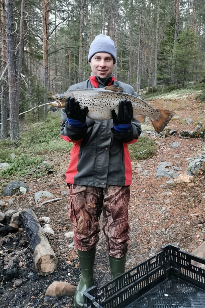 4,06kg Järvitaimen itä-puulasta, kalastaja Aki Laurikainen